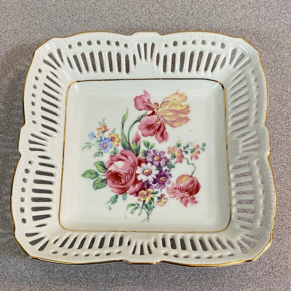 JBL Reticulated Hand Painted Porcelain Plate with Gold Trim